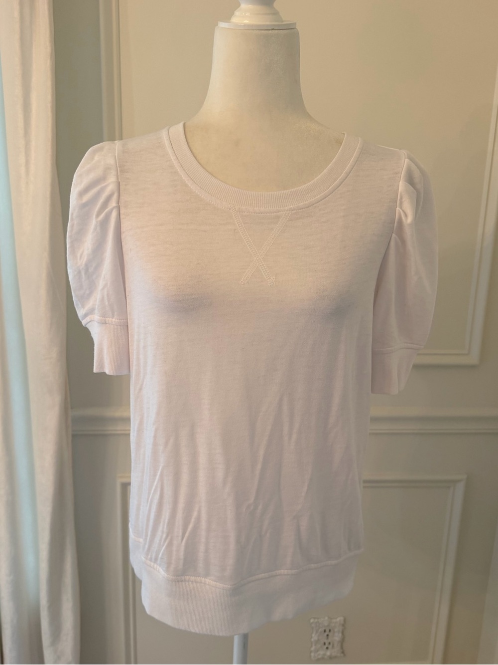 Jane and Delancey Classic Puff Sleeve White Crewneck Top